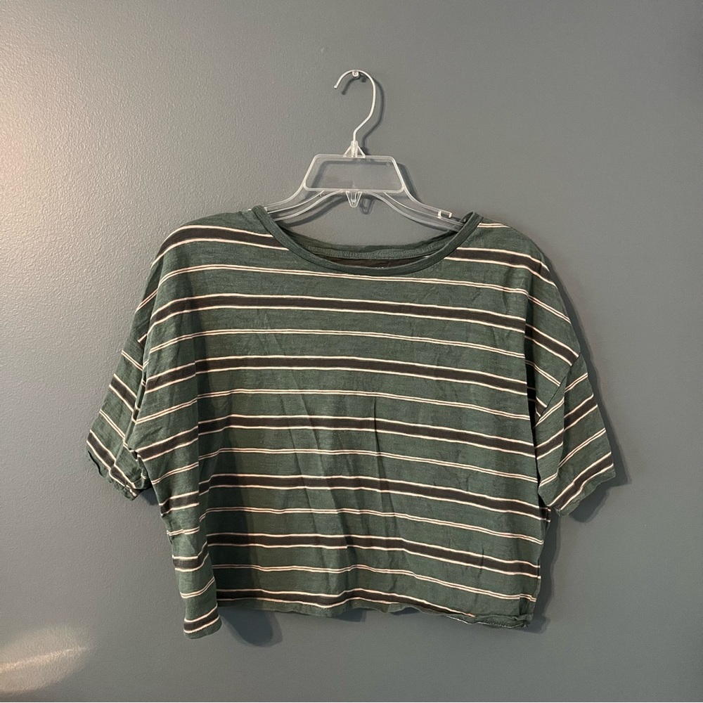 American Eagle Cropped Tee